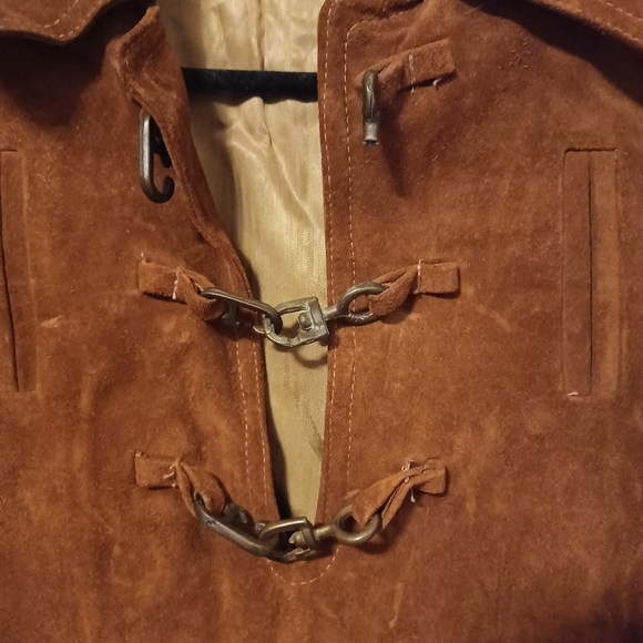 Vintage Leather Jacket with Metal Fasteners - Picture 3 of 5